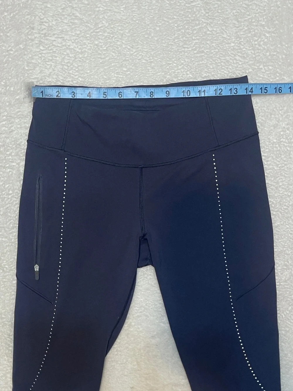 Lululemon Extra Mile Crop Reflective 23